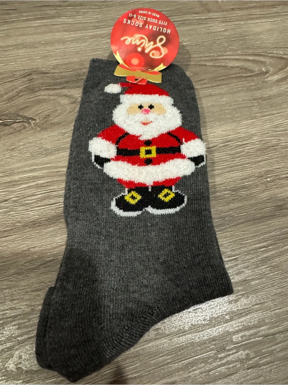🎅 Santa Claus Graphic Holiday Women’s Gray Socks Size 9-11 - New With Tags